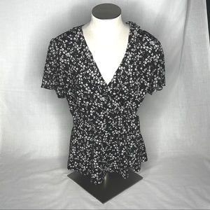 Black and white flower blouse, Size L